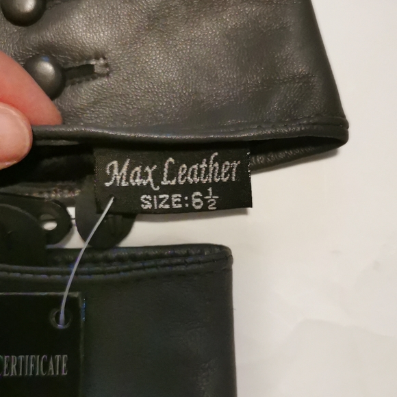 Leather gloves - Picture 2 of 3